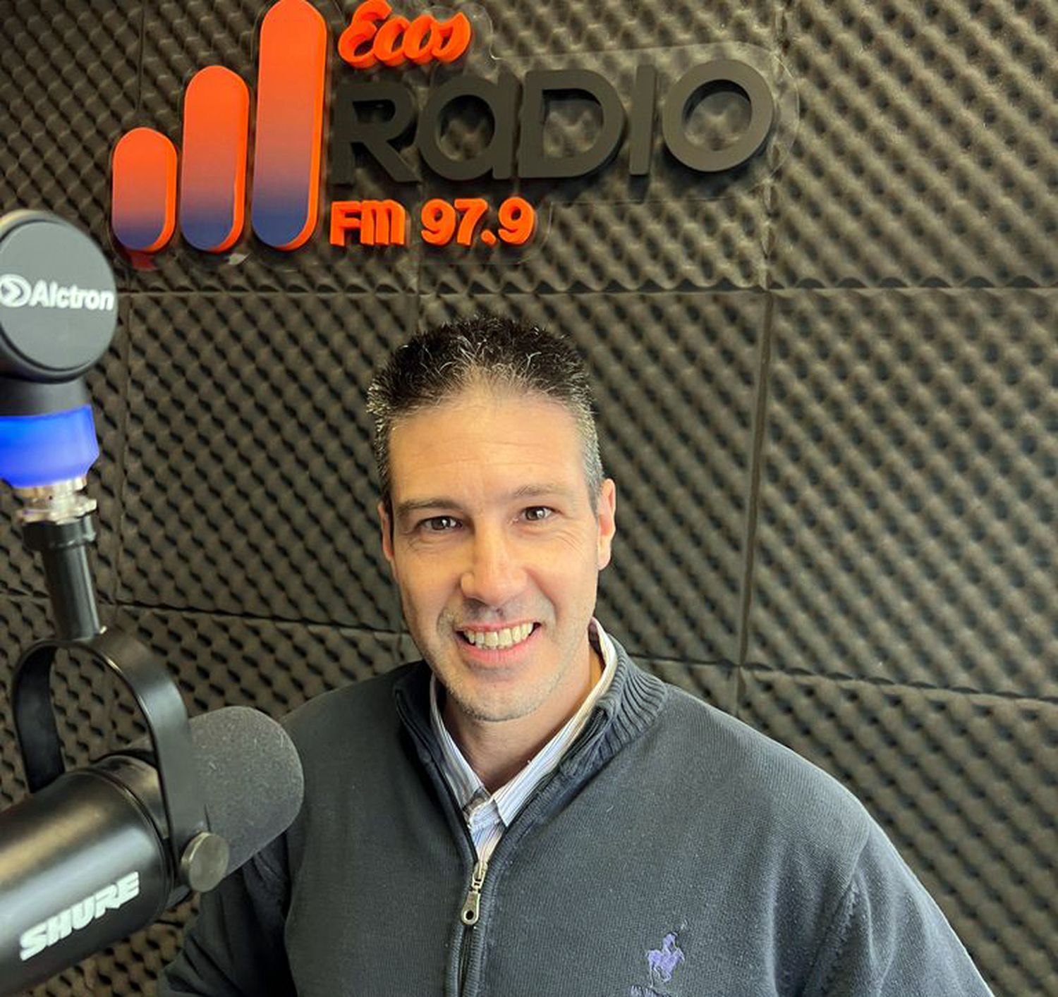 Mariano Dipp. Columnista de Ecos Radio