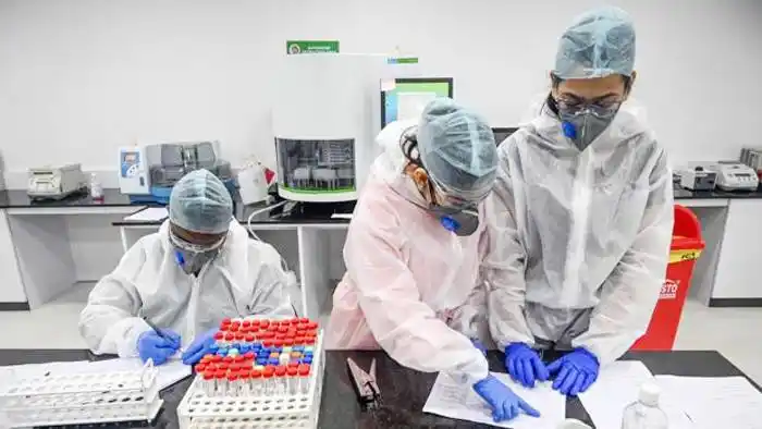 Estudios muestran que menos del 10 % de la humanidad tiene anticuerpos, según la OMS