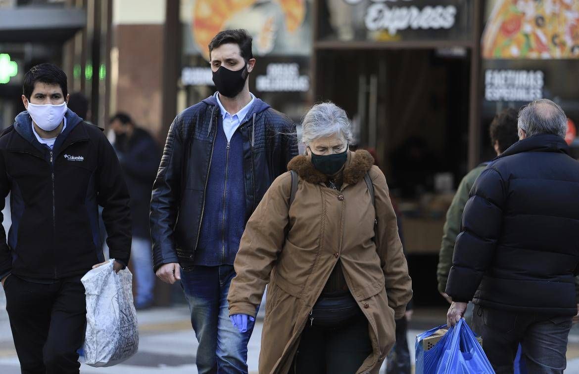 Confirmaron 7.498 nuevos casos y 149 muertes en un día