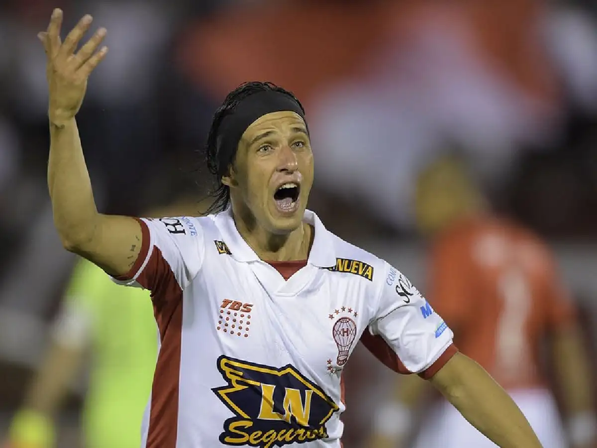 Toranzo se va de Huracán