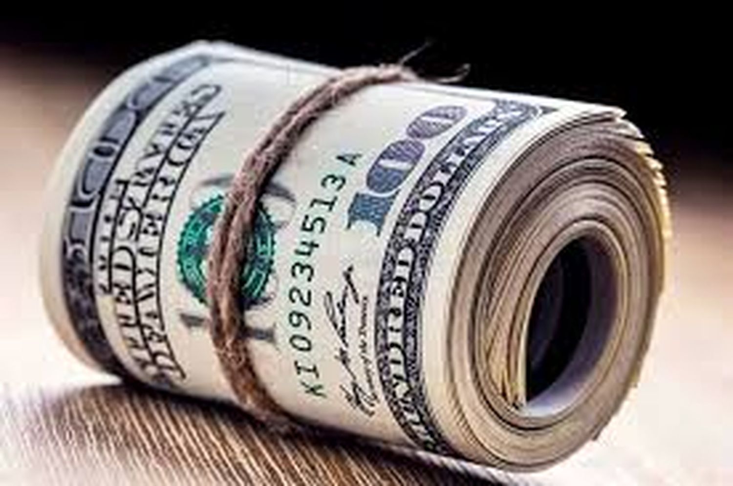 El dólar rebota 58 centavos a $ 39,29 y el BCRA anunció otra subasta de Leliq por $ 90.000 millones