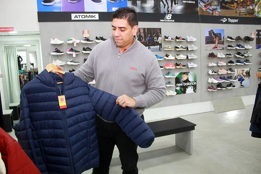 Con el invierno “Casa Silvia” se pone a tono con promociones en calefacción e indumentaria