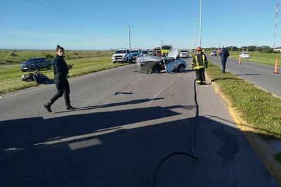 Accidente fatal en ruta 11: murió un niño de dos años y su mamá está grave