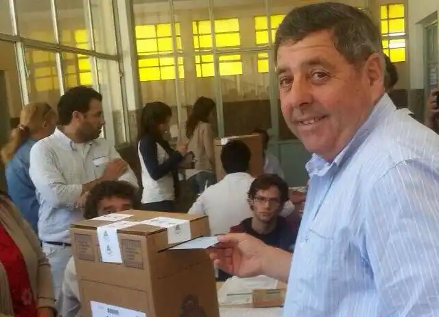 De Ángeli votó con "alegría" porque en Entre Ríos todo marcha con normalidad 