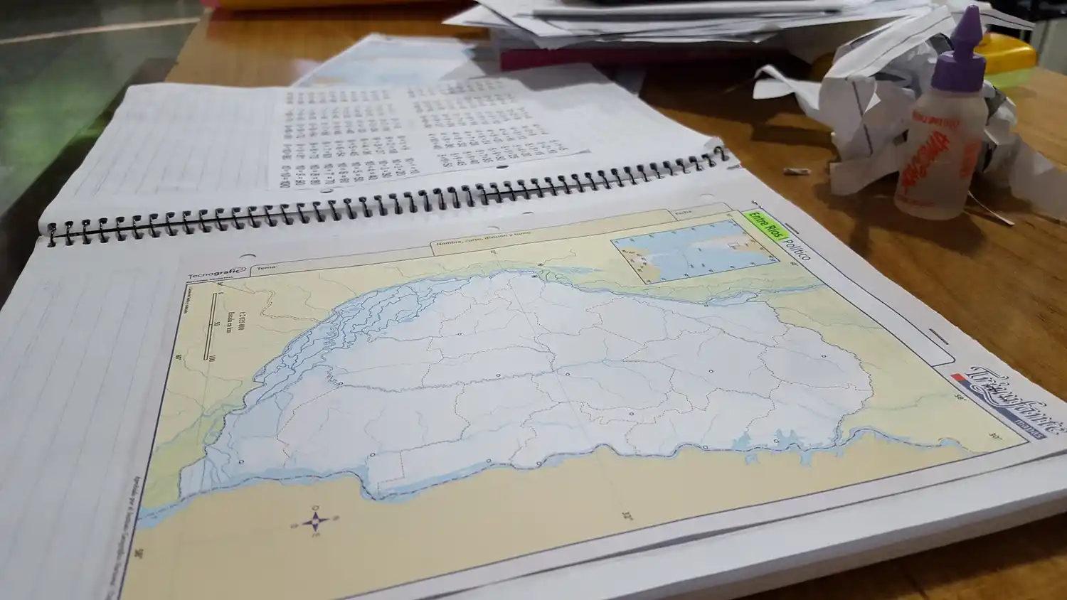 Según el Gobierno, a pesar del paro casi la mitad de los docentes acudió a trabajar