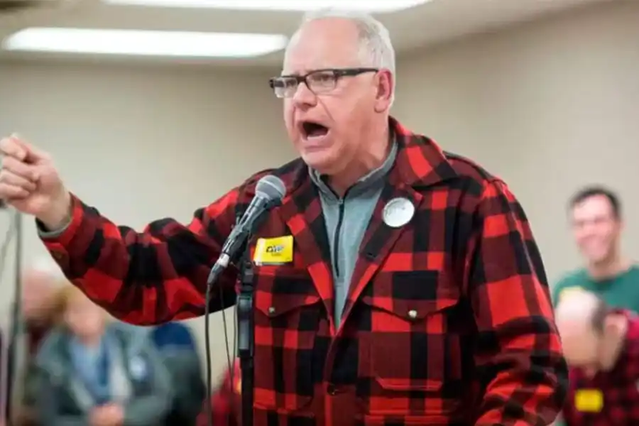 Kamala Harris eligió a Tim Walz como su vicepresidente