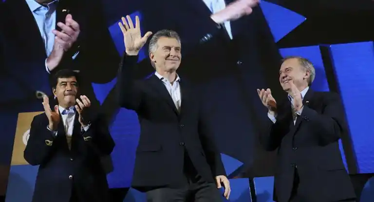 Macri prometió a empresarios medidas para dar respiro a las pymes