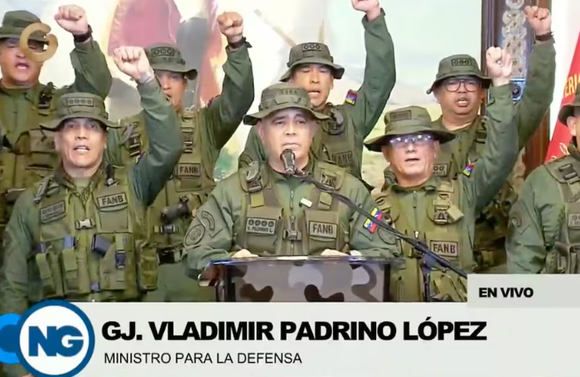 Las Fuerzas Armadas de Venezuela ratificaron su alineamiento con Maduro y denunciaron un “golpe de Estado”