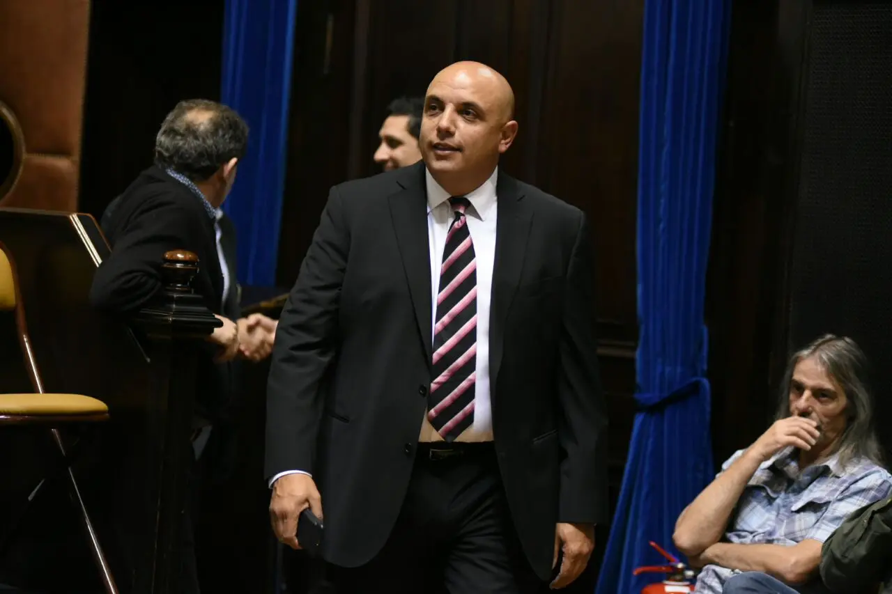 Ajuste de la política: Para César Torres, "están terminando los privilegios en la Provincia"