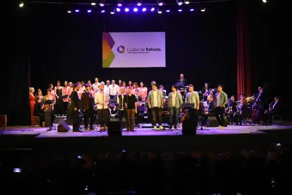 Extraordinaria gala musical para recibir los 141 años de Rafaela