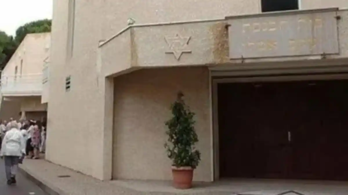 Francia abre investigación antiterrorista por ataque «antisemita» contra una de sus sinagogas
