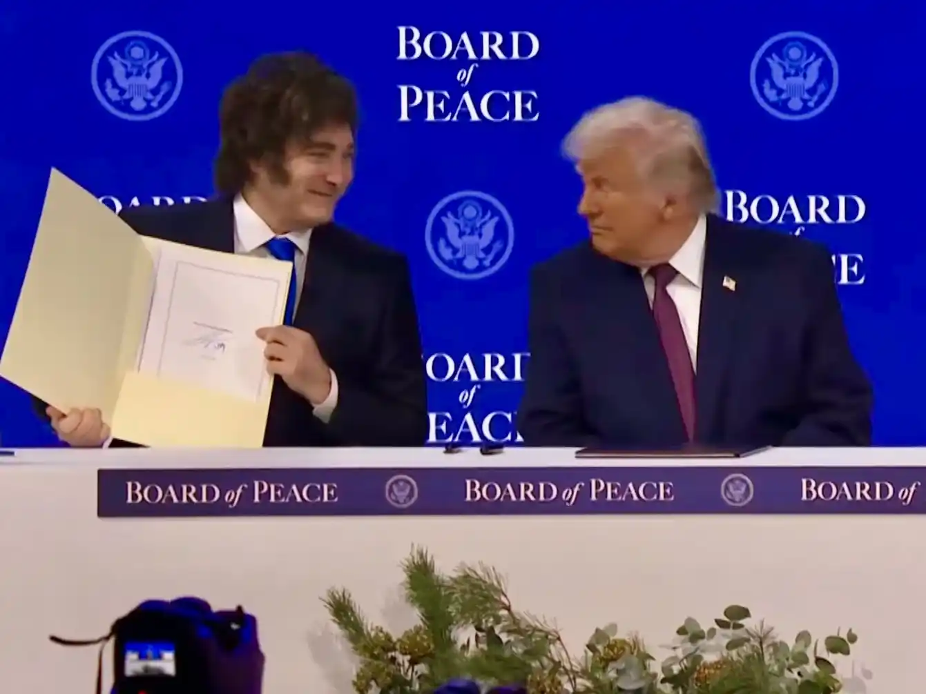 Javier Milei y Donald Trump.