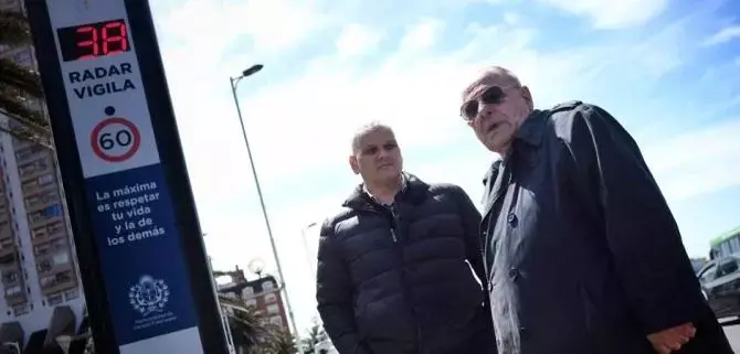 Inauguraron tres tótems para controlar el tránsito