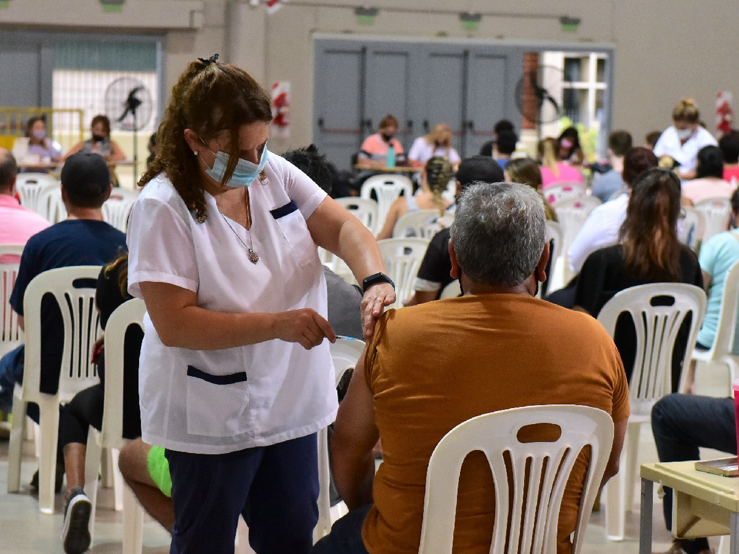 Este miércoles, nuevo operativo de vacunación covid  para mayores de 15 años