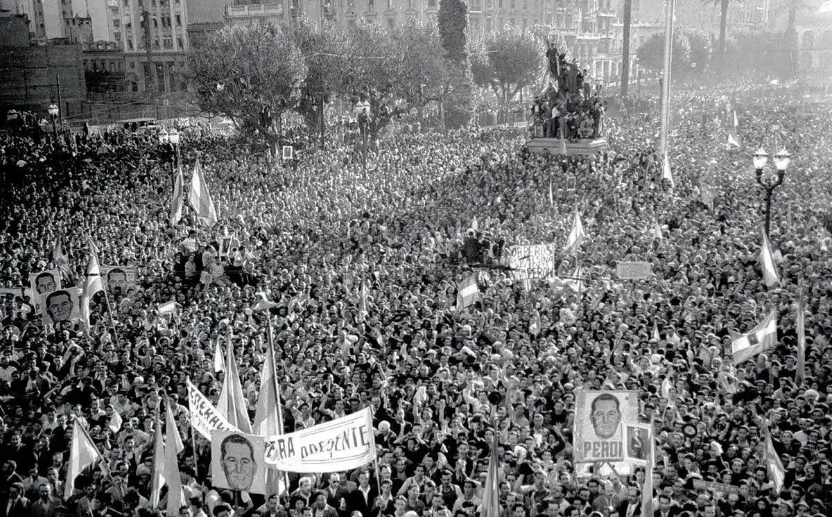 La psicología de masas y las reacciones irracionales