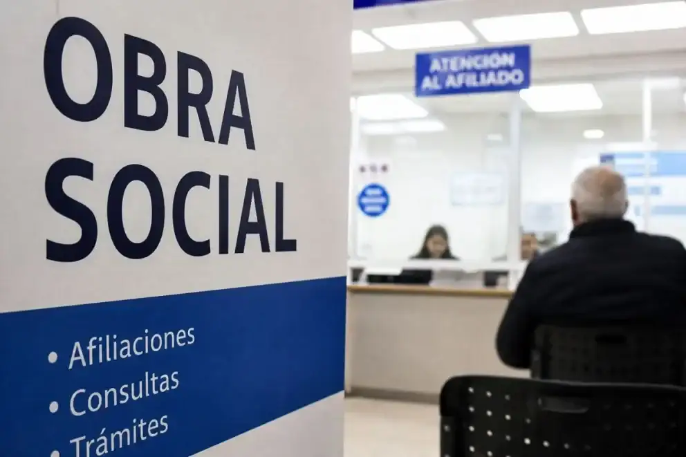 Más de un millón de personas perdieron la cobertura de obras sociales desde 2023