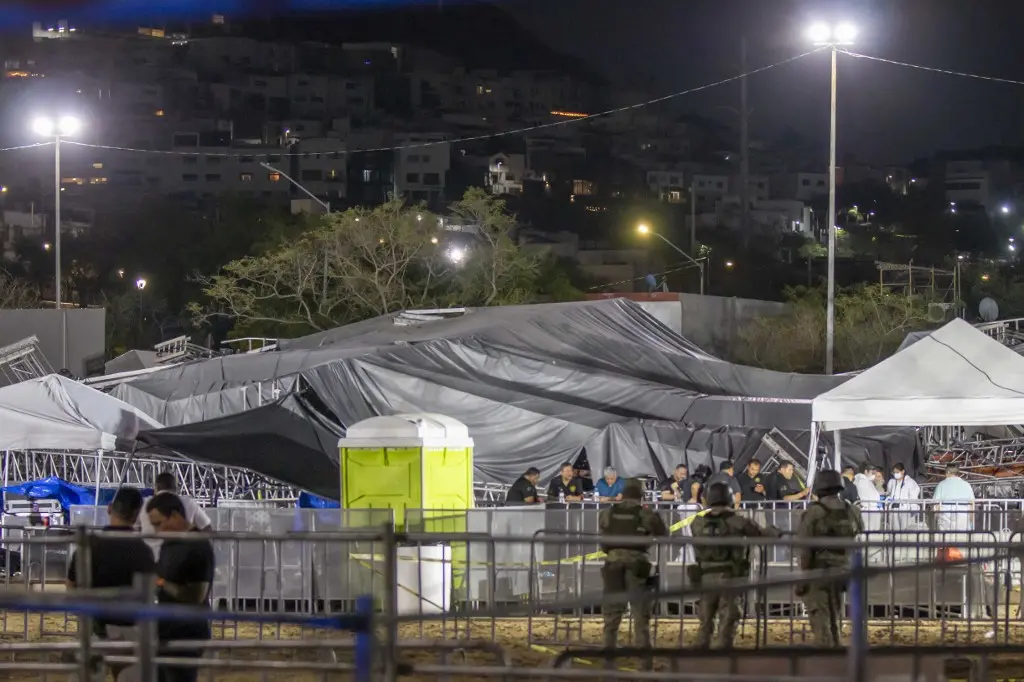 Mueren 9 personas y otras 50 resultan heridas tras caer tarima durante mitin político en México