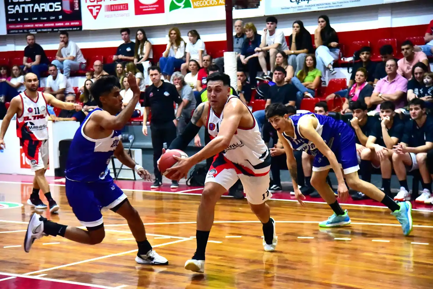 El "albo" sufrió en el final pero festejó