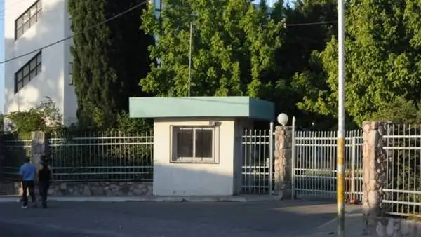 Escándalo: sexo entre policías en una garita de la Legislatura de San Luis