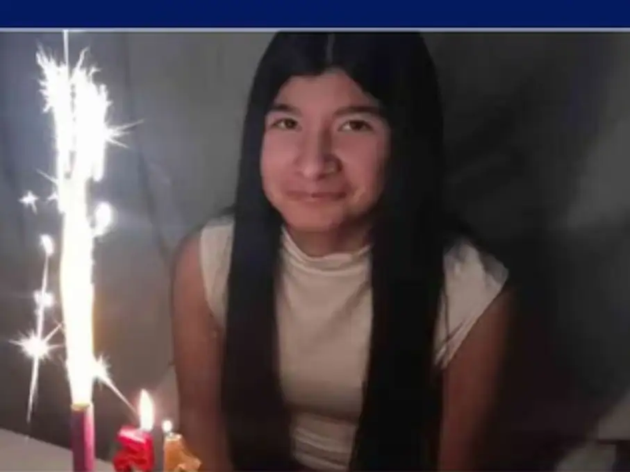 Buscan una adolescente en Córdoba.
