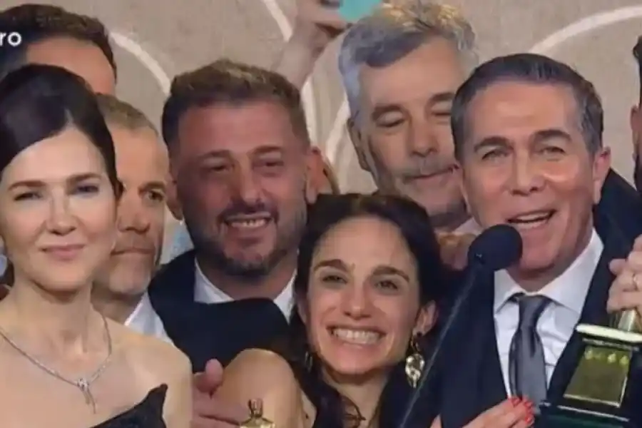 Telefe Noticias ganó el Martín Fierro de Oro