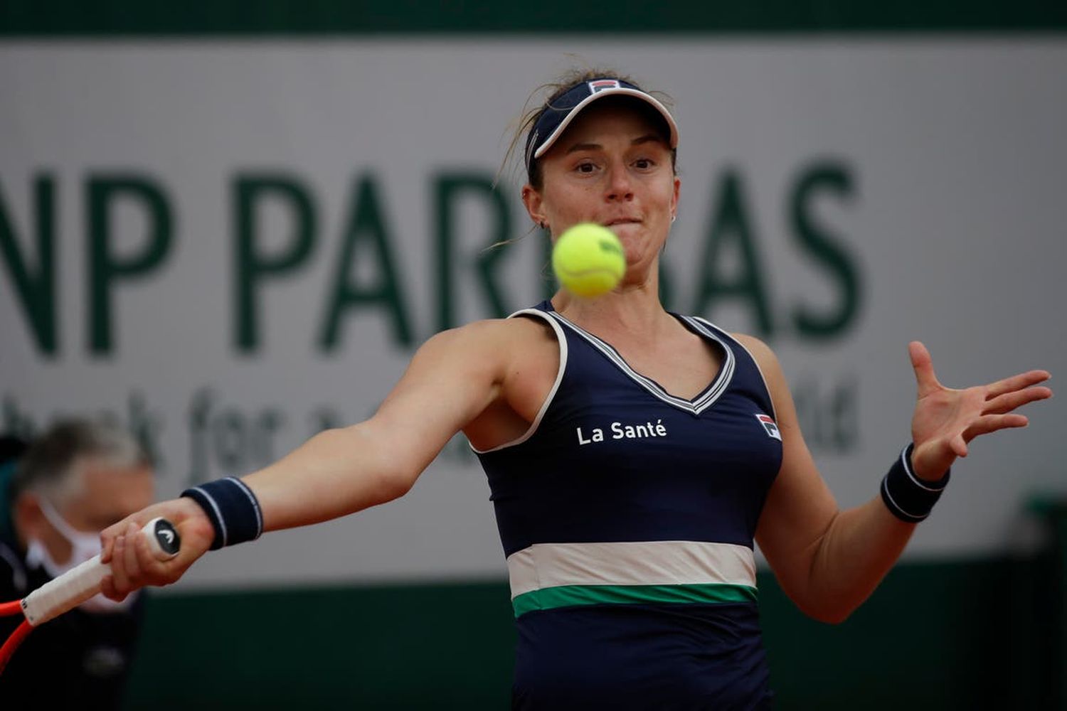 Podoroska dio otro gran paso y alcanzó los octavos de final de Roland Garros