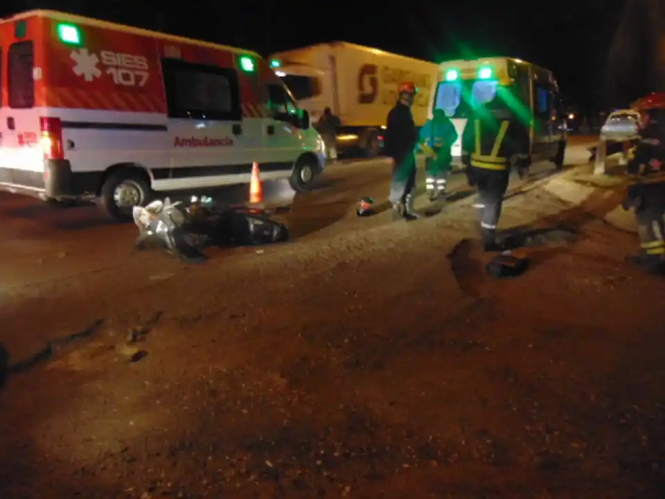 Venado Tuerto: camioneta chocó con una moto y se dio a la fuga