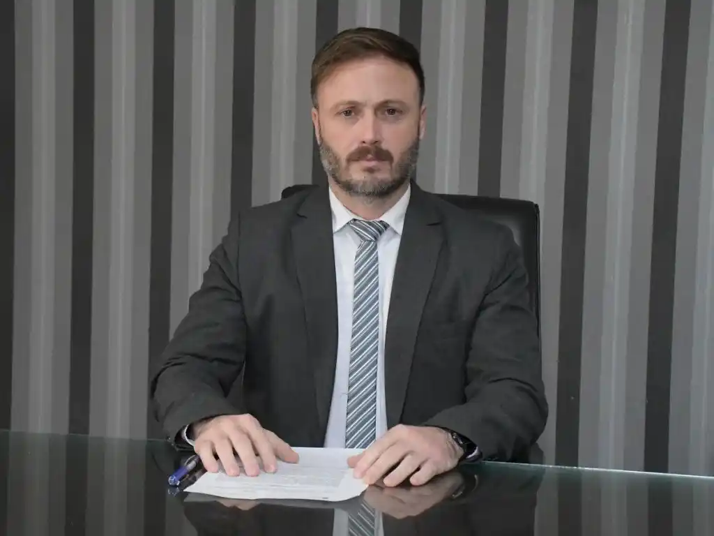 Fuero Federal confirmó la impugnación a la candidatura de Azcué para presidir la UCR