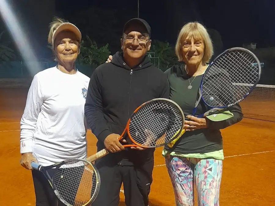 Historias de raqueta y memoria: el tenis de Gualeguay, entre la nostalgia y el renacer