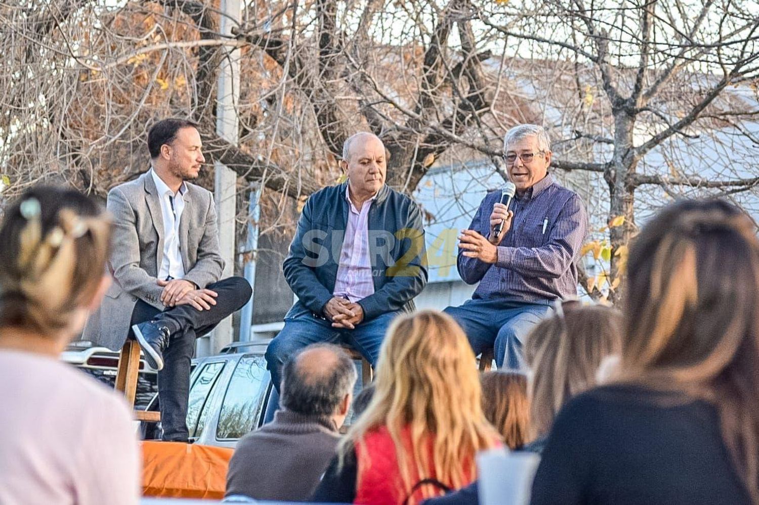 El senador Enrico comenzó a recorrer el departamento para presentar su libro “31”