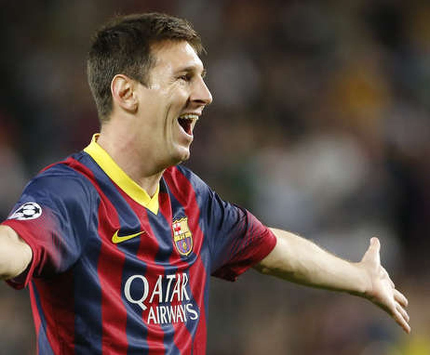 Tres goles de Messi para la goleada de Barcelona en el debut por la Champions