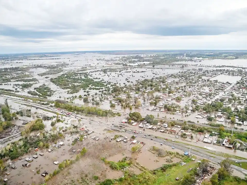 El Gobierno dará asistencia económica de hasta $10 mil millones a afectados por inundaciones