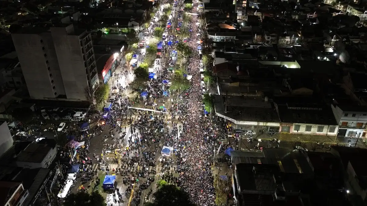 La despedida al Indio Solari quedó entre los funerales más populares de la historia junto a los de Maradona, Perón y Evita