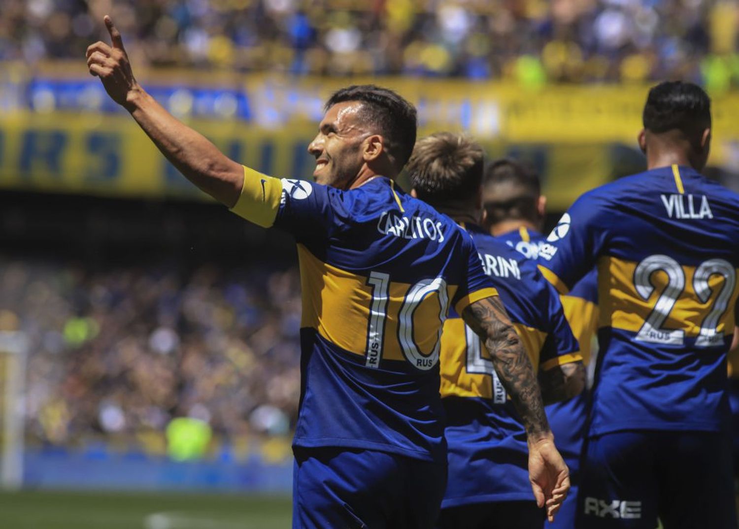 Un efectivo Boca goleó a Arsenal y volvió a la punta