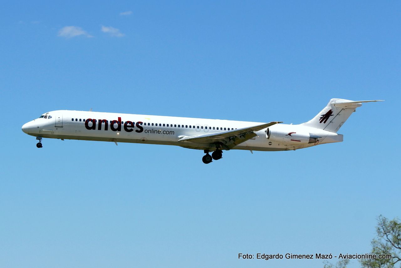Andes inauguró sus vuelos entre Córdoba y Buenos Aires