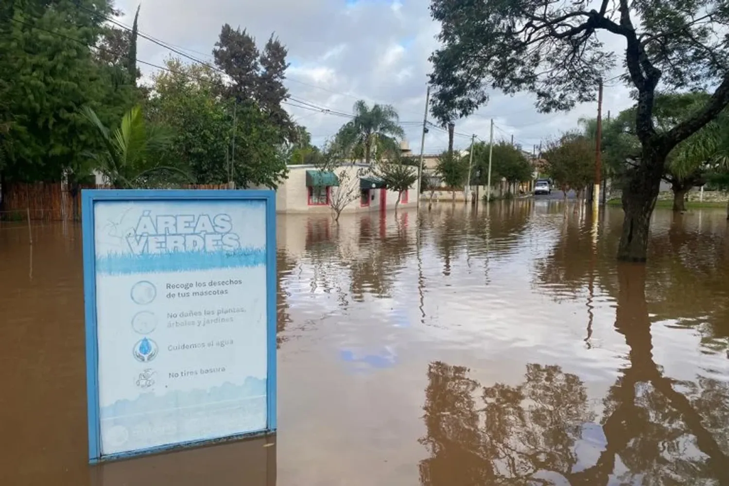 Ya son casi 600 los evacuados en Concordia