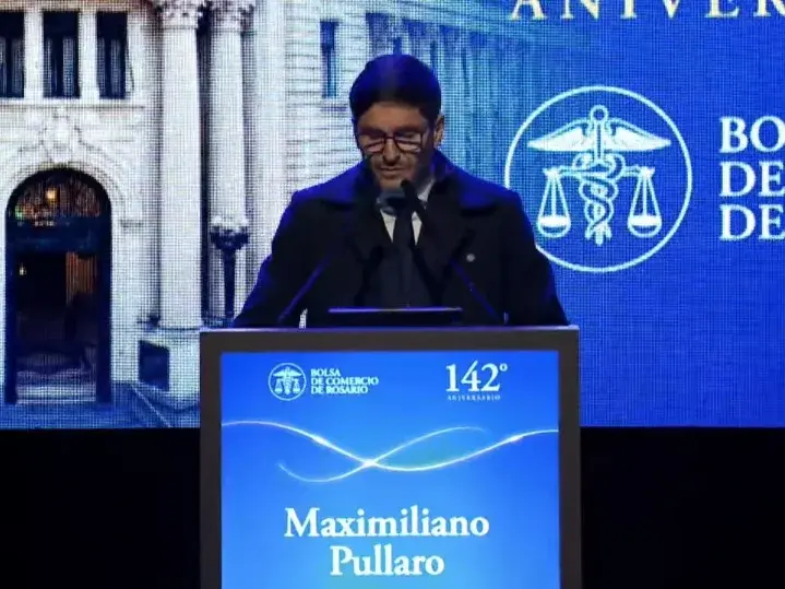 Pullaro brindó un discurso en la Bolsa de Comercio de Rosario y reclamó por la eliminación de retenciones
