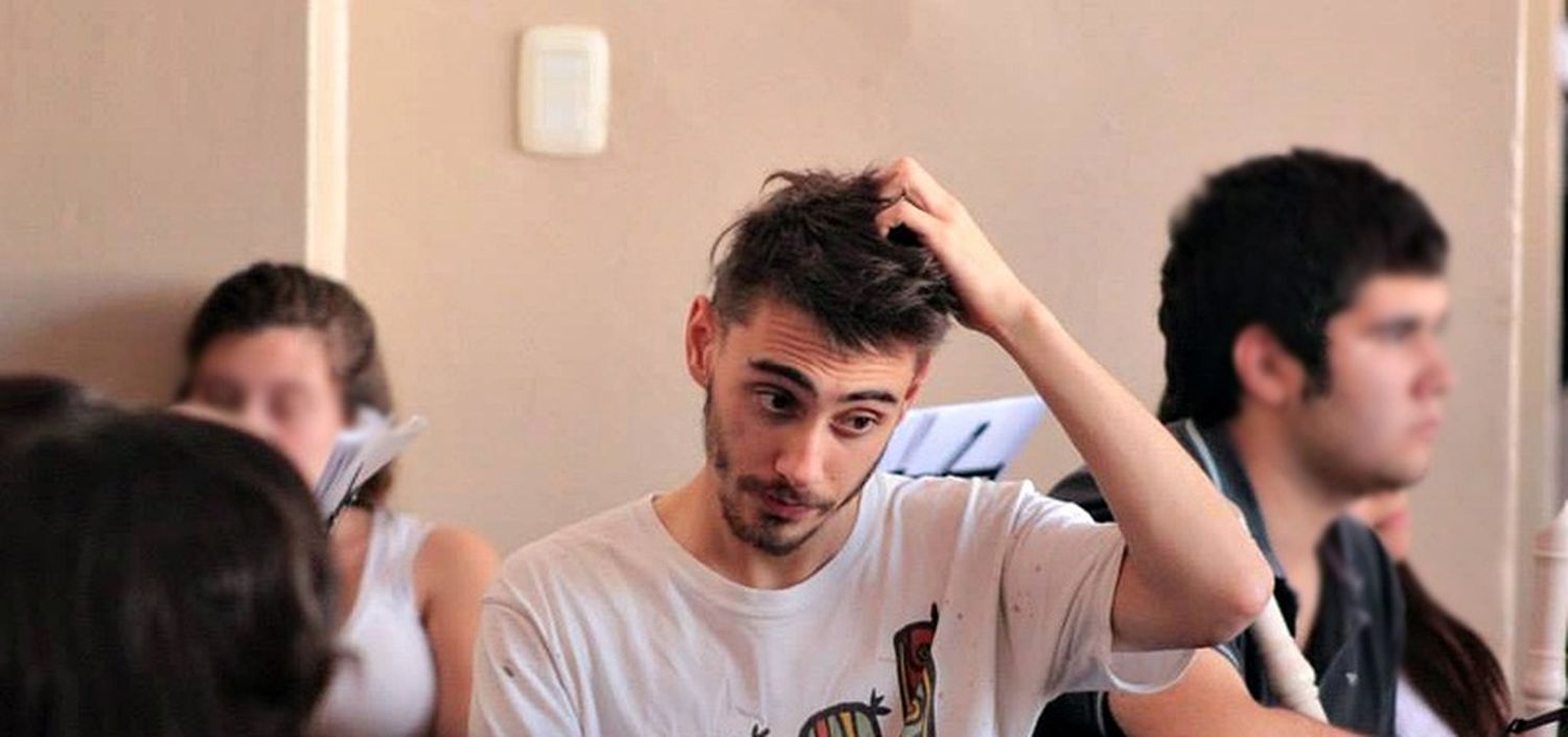 Convocan a una movilización en La Plata para pedir por un joven músico desaparecido