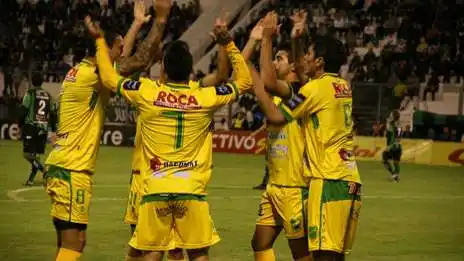 Defensa y Justicia hizo historia en San Juan y ascendió a la primera división del fútbol argentino