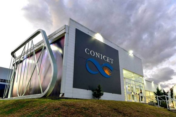 Advierten que el presupuesto en ciencia y tecnología cayó un 24 % interanual en lo que va del 2024