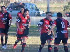 Independiente de San Cristóbal y Zenón Pereyra pisan fuerte en la Primera B
