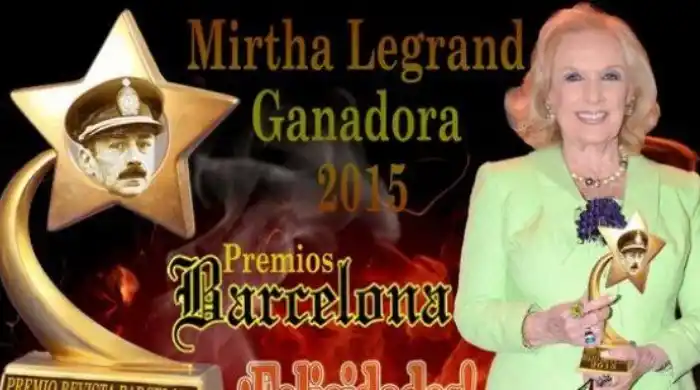 Mirtha ganó un insólito premio: "La hija de p... 2015"