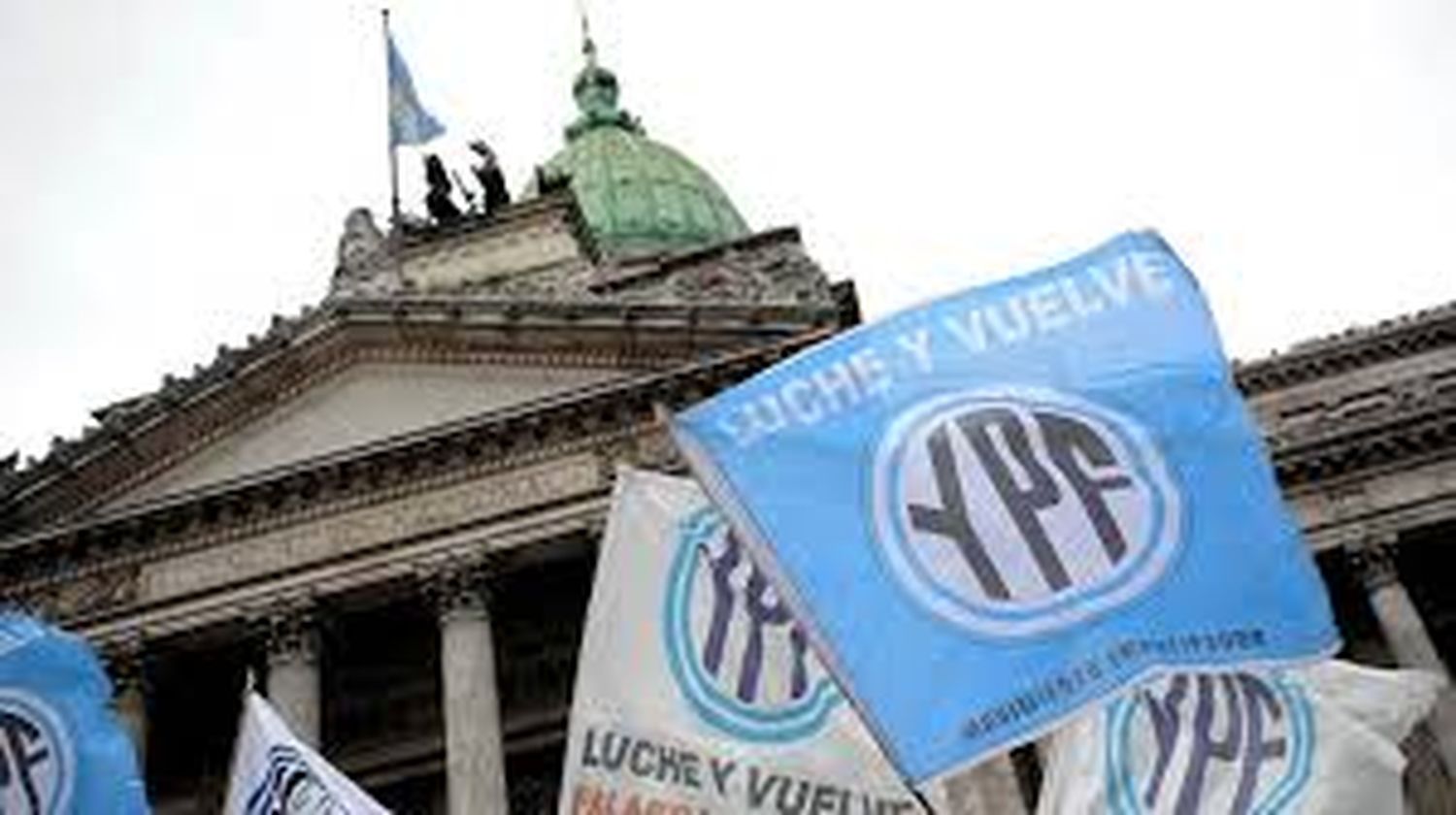 Acto en Ensenada a dos años de la reestatización de YPF
