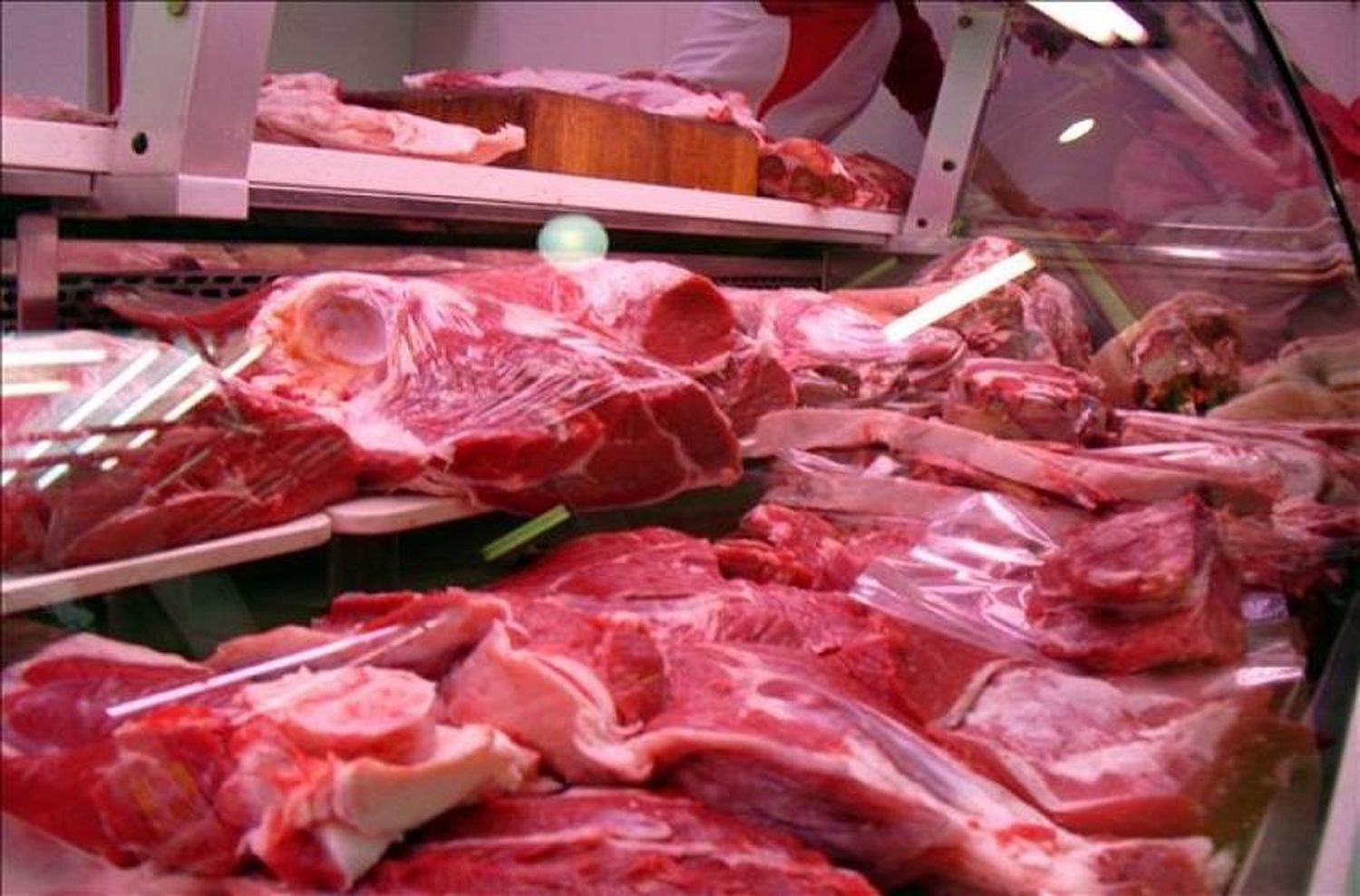 Aseguran que el consumo de carne vacuna volvió a caer a su peor registro en 30 años