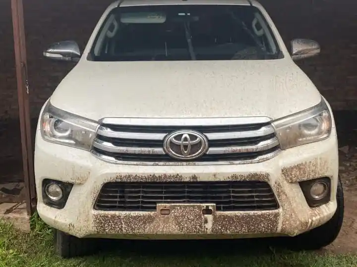 Encontraron en barrio 7 de Septiembre una camioneta que había sido robada en una entradera en la región