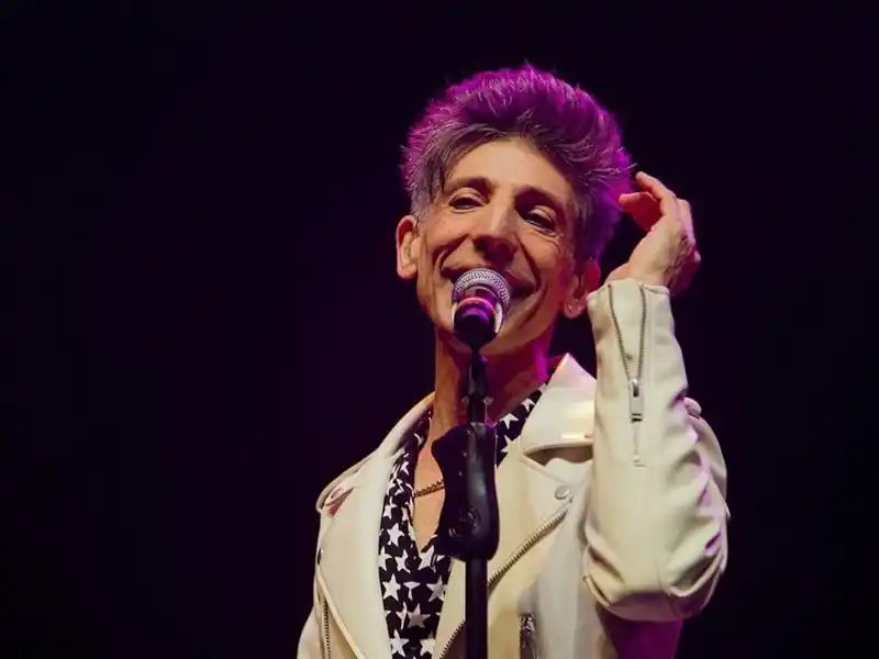 Fede Moura llega este sábado a Venado Tuerto.