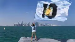 Mundial 2022: hinchas argentinos hicieron el primer banderazo en Qatar