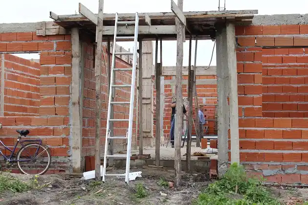 La obra del nuevo CIC de Médanos tiene un 40% de avance