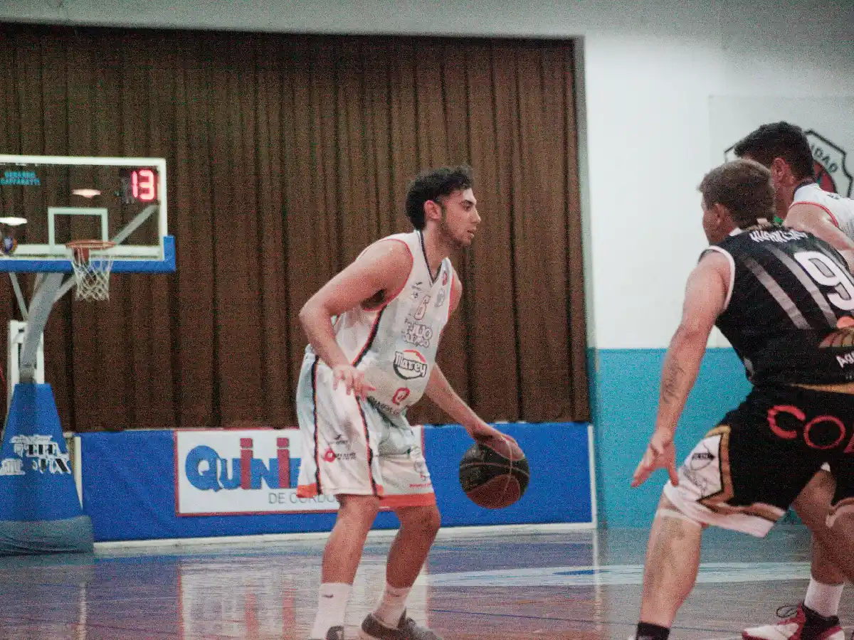 Mirá acá el partido entre el “9” de Freyre y Poeta Lugones.