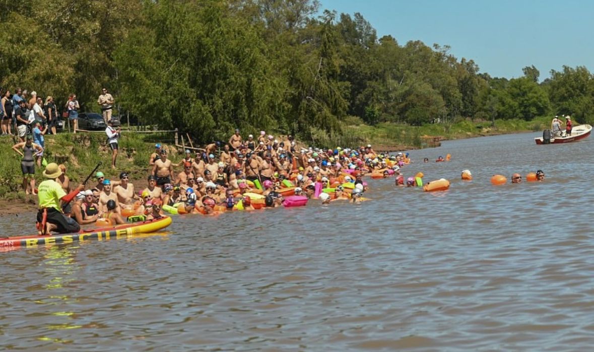 Con más 460 nadadores participando, Pescadores fue sede de la competencia organizada por Open Water Argentina.